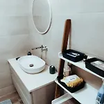 Getaway Suites *