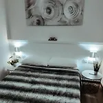 Getaway Suites *
