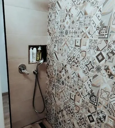 Getaway Suites מלון